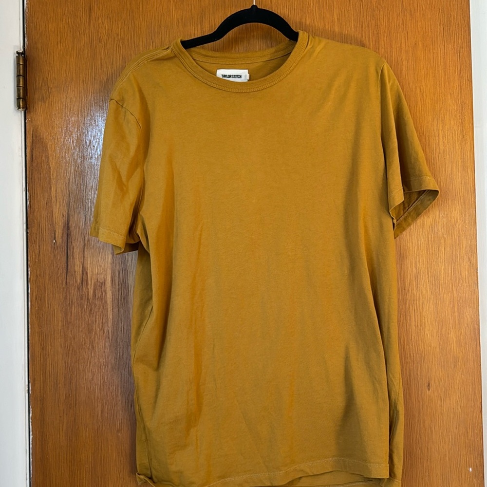 Taylor stitch organic cotton tee.